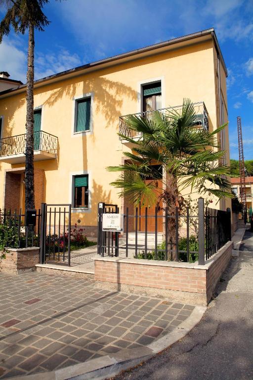 As Easy Apartment Assisi Bagian luar foto