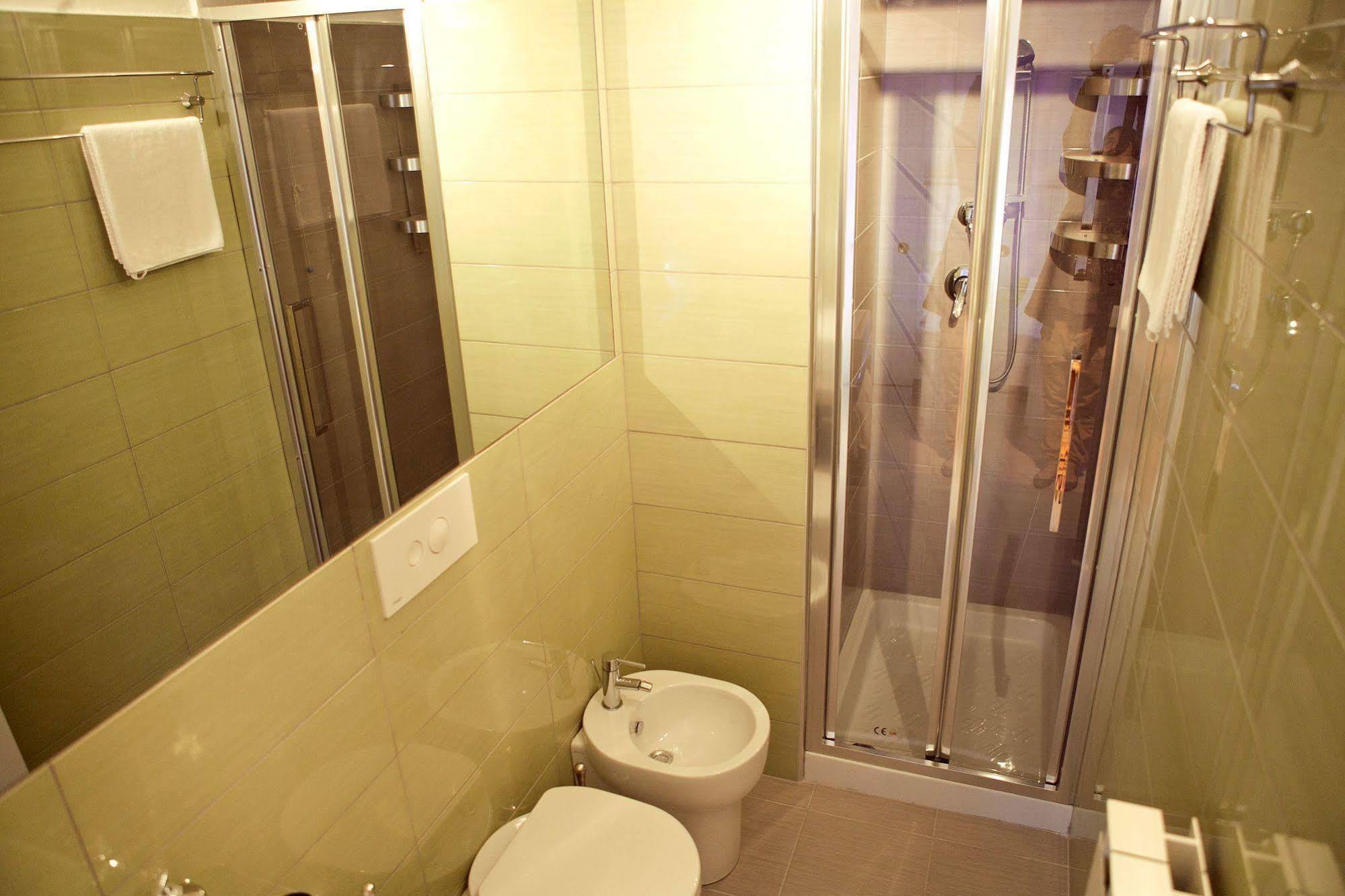 As Easy Apartment Assisi Bagian luar foto